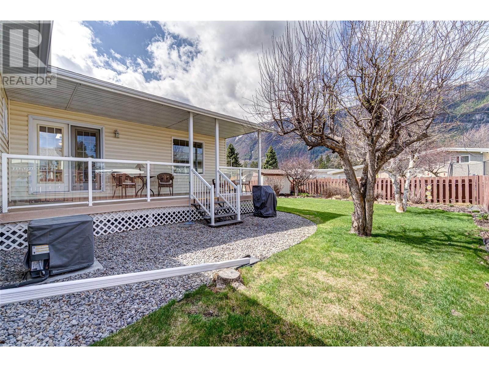 467 Engelmann Spruce Drive, Sparwood, British Columbia  V0B 2G1 - Photo 51 - 10345241