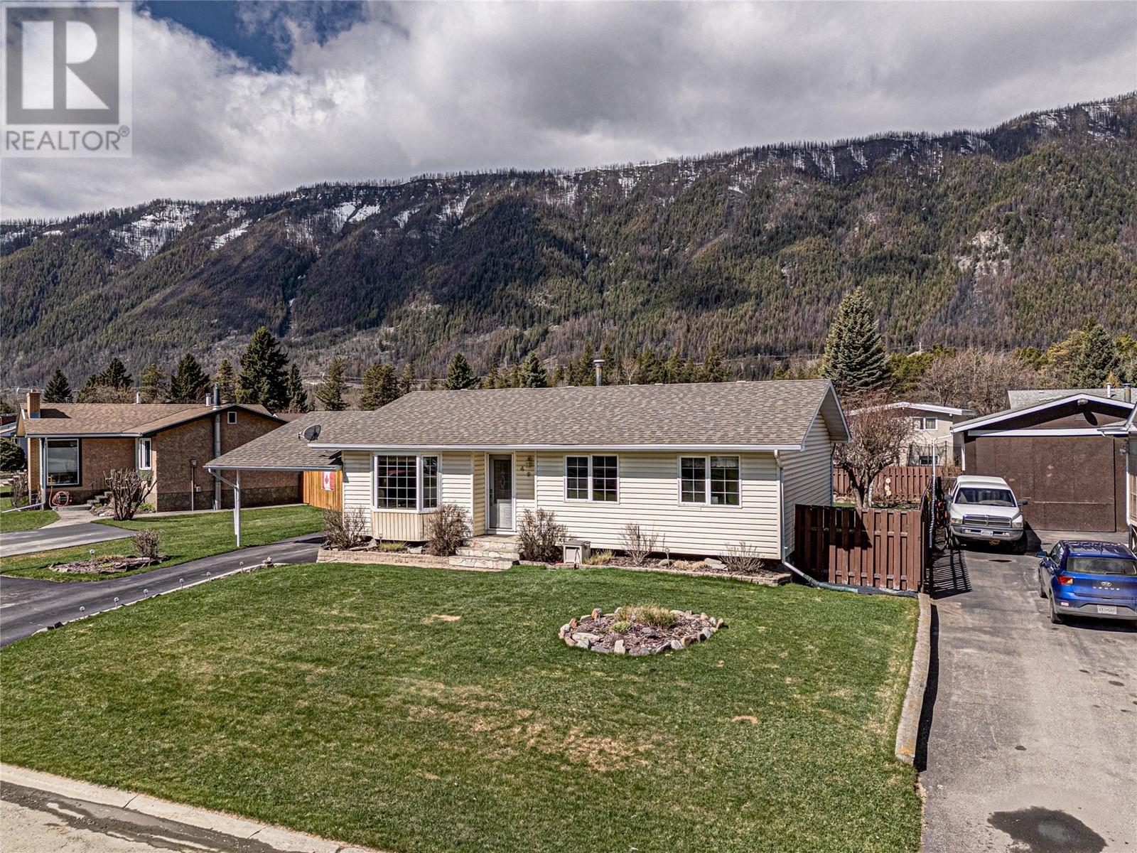 467 Engelmann Spruce Drive, Sparwood, British Columbia  V0B 2G1 - Photo 62 - 10345241