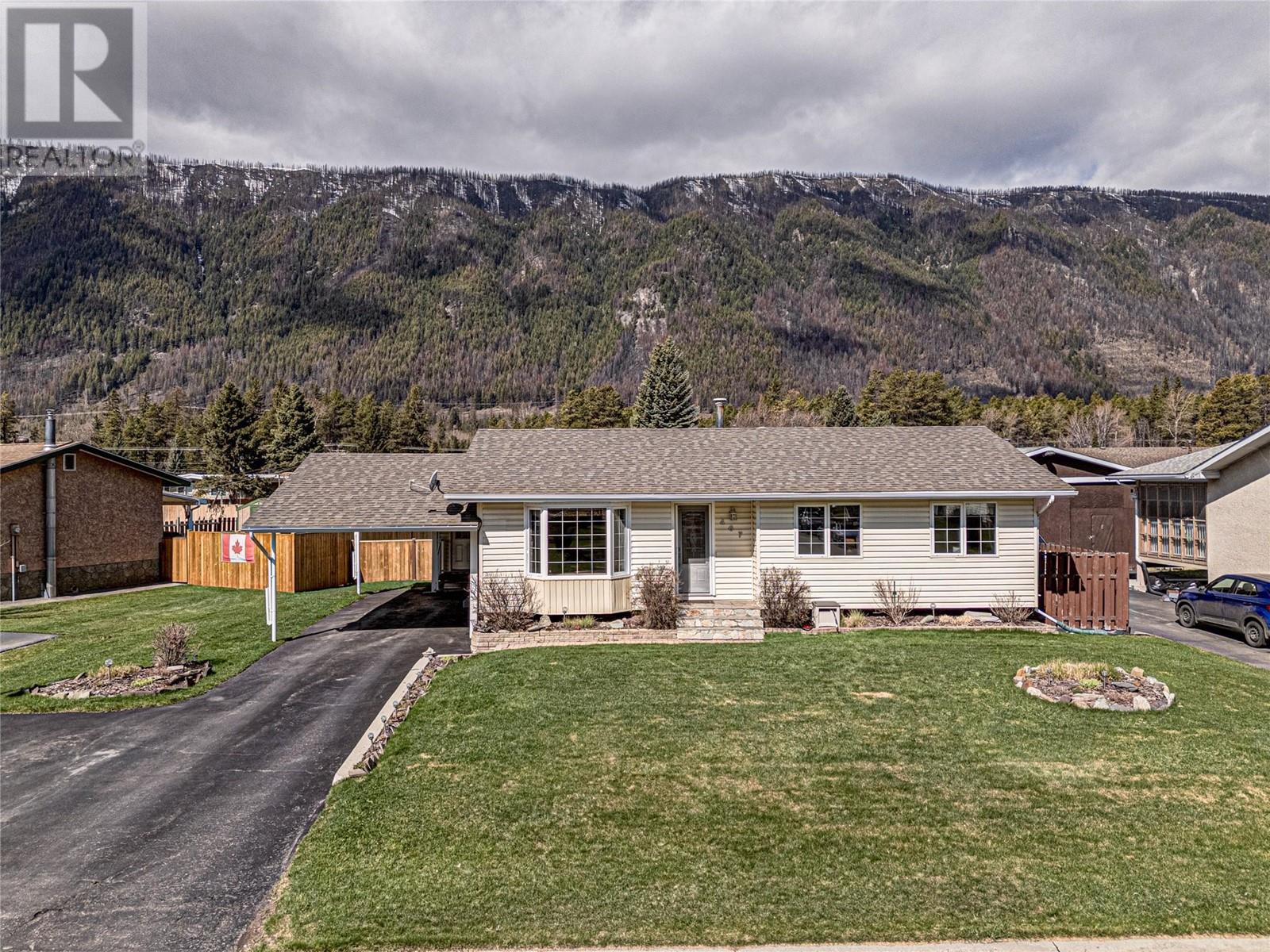 467 Engelmann Spruce Drive, Sparwood, British Columbia  V0B 2G1 - Photo 73 - 10345241