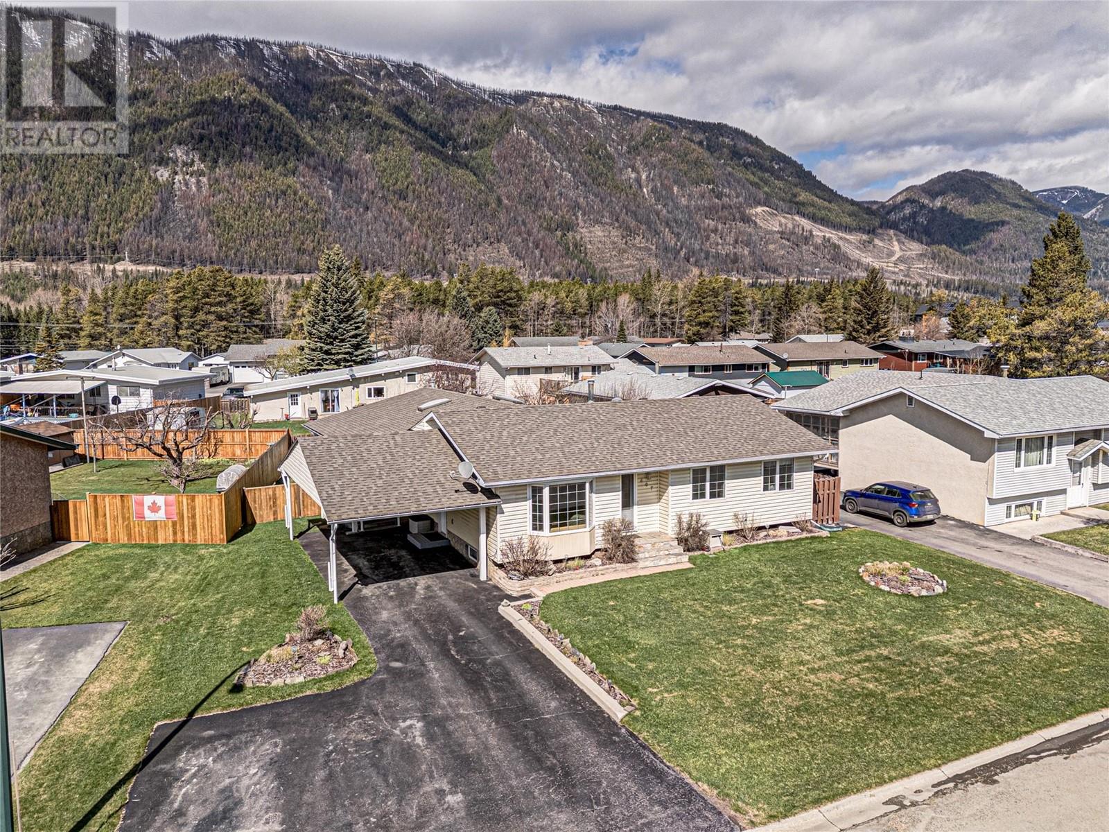 467 Engelmann Spruce Drive, Sparwood, British Columbia  V0B 2G1 - Photo 74 - 10345241