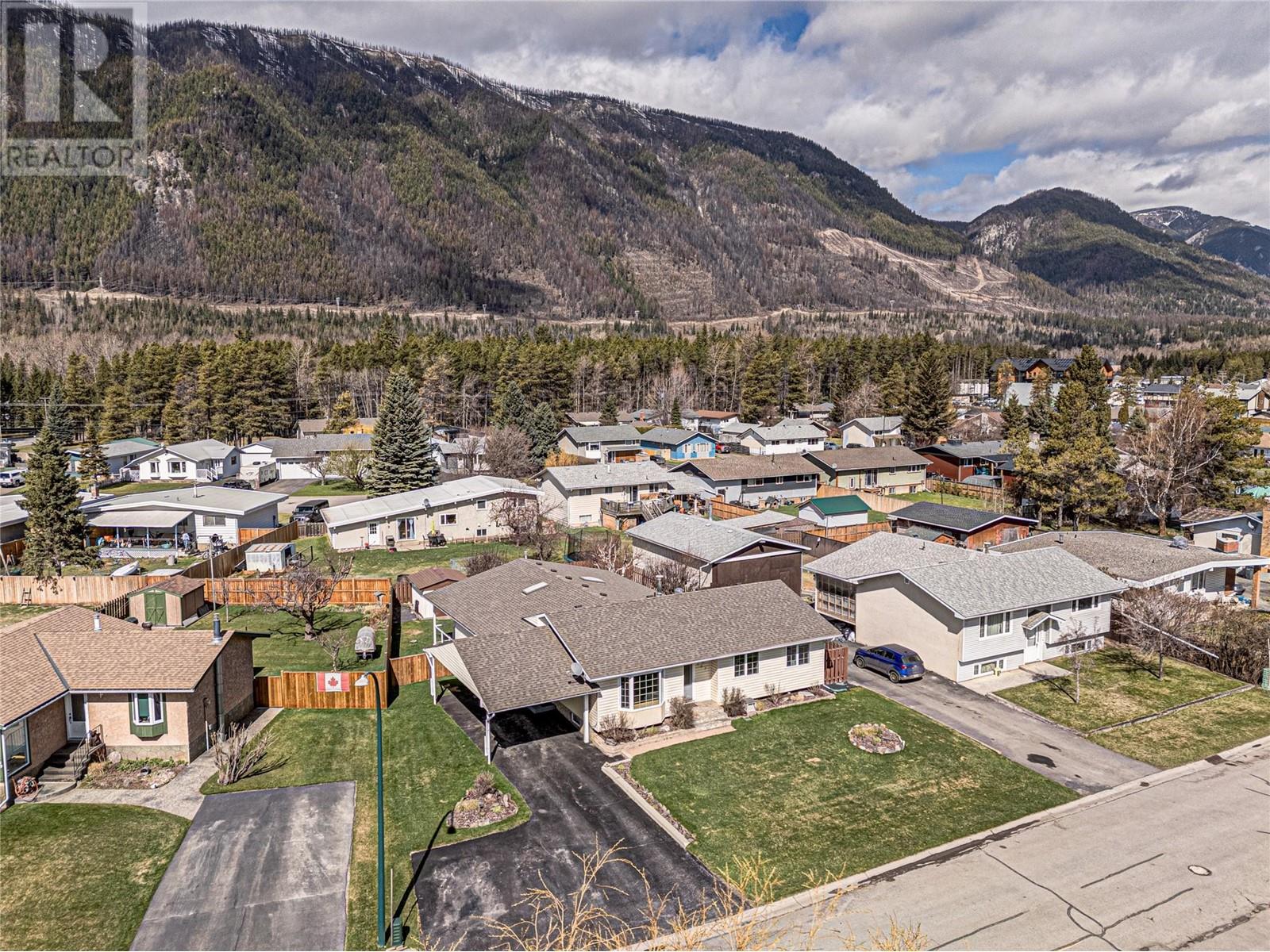 467 Engelmann Spruce Drive, Sparwood, British Columbia  V0B 2G1 - Photo 75 - 10345241