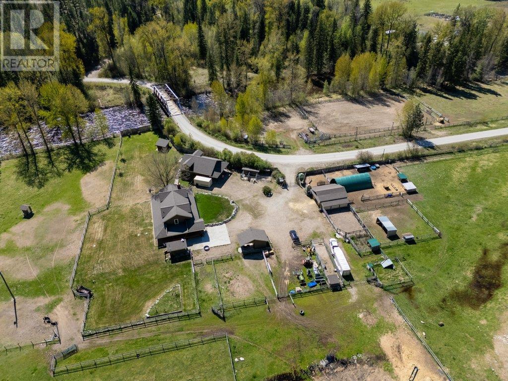 3850 Blythe-Rhone Road, Westbridge, British Columbia  V0H 1Y0 - Photo 15 - 10345844