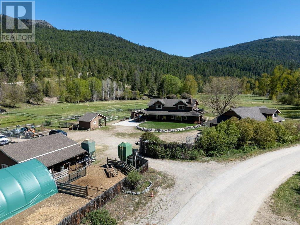 3850 Blythe-Rhone Road, Westbridge, British Columbia  V0H 1Y0 - Photo 18 - 10345844