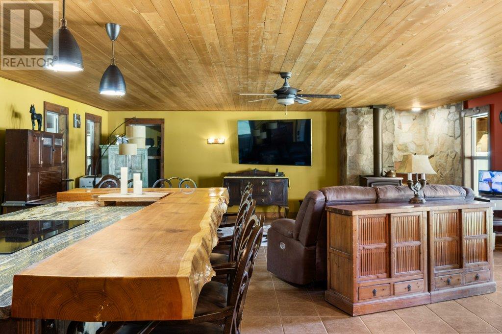 3850 Blythe-Rhone Road, Westbridge, British Columbia  V0H 1Y0 - Photo 36 - 10345844