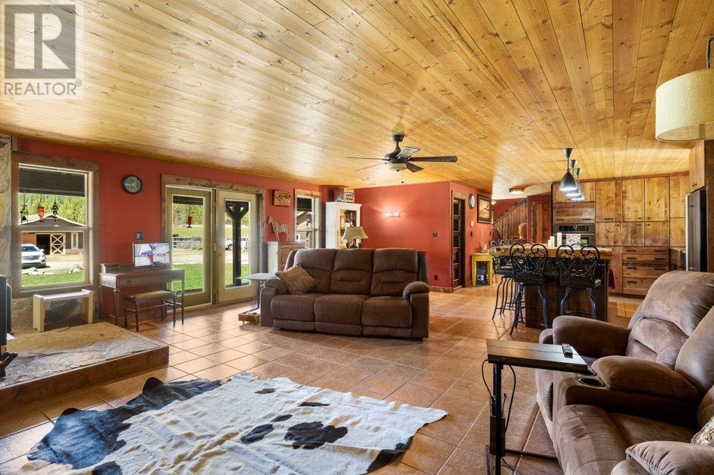 3850 Blythe-Rhone Road, Westbridge, British Columbia  V0H 1Y0 - Photo 39 - 10345844