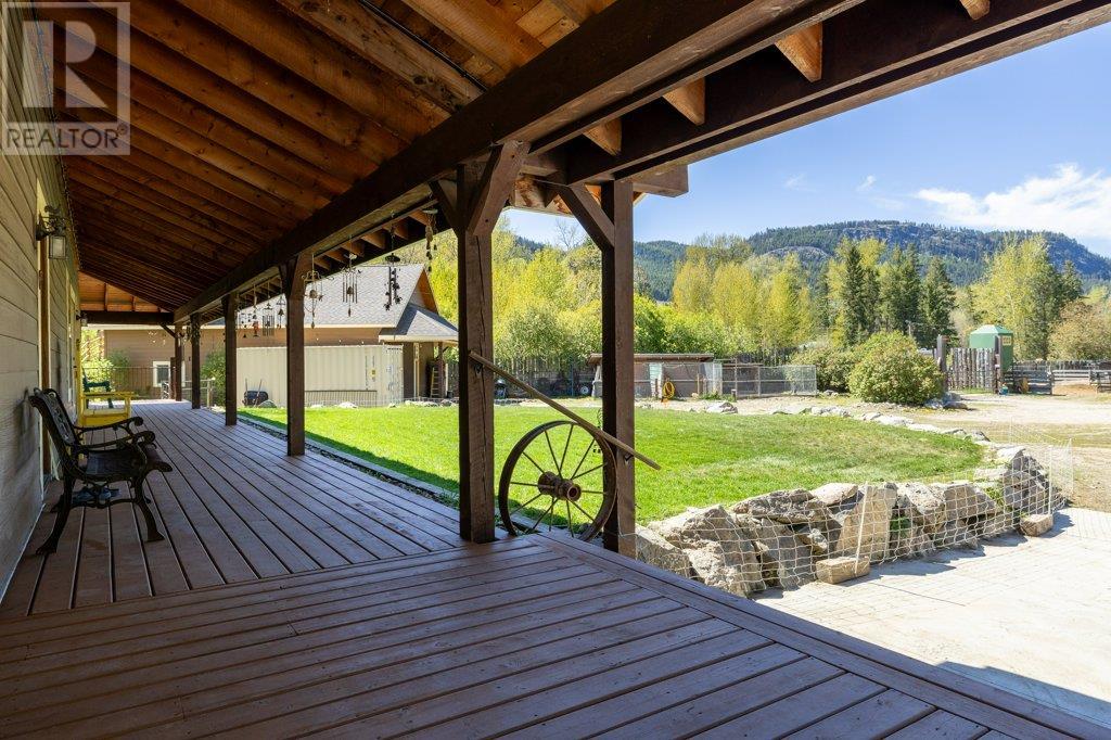 3850 Blythe-Rhone Road, Westbridge, British Columbia  V0H 1Y0 - Photo 6 - 10345844