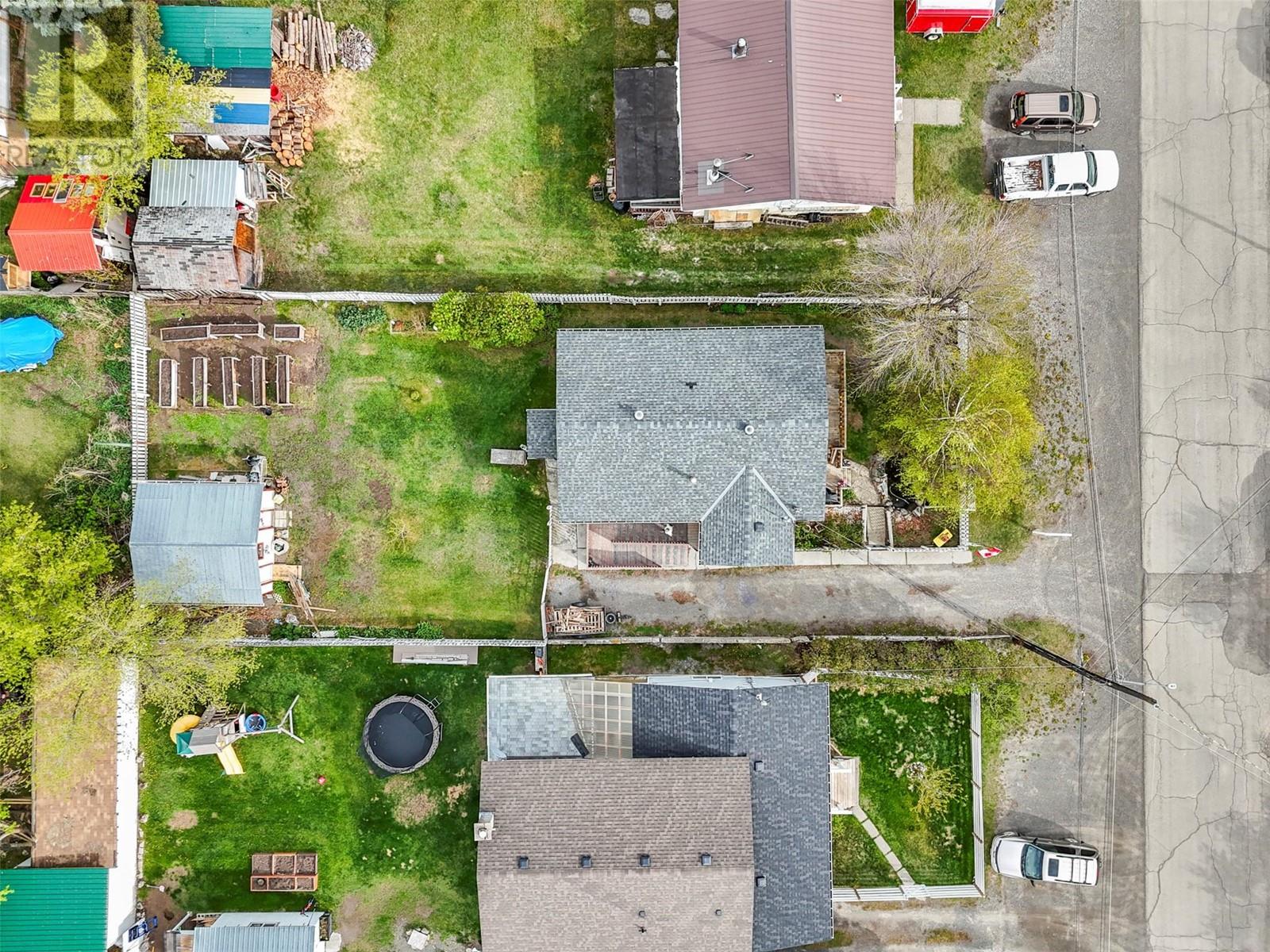 212 Foster Avenue, Clinton, British Columbia  V0K 1K0 - Photo 39 - 10346925