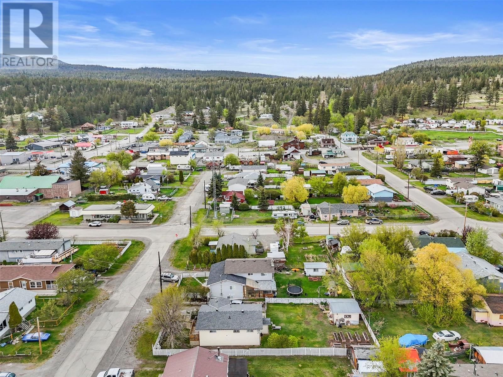 212 Foster Avenue, Clinton, British Columbia  V0K 1K0 - Photo 47 - 10346925