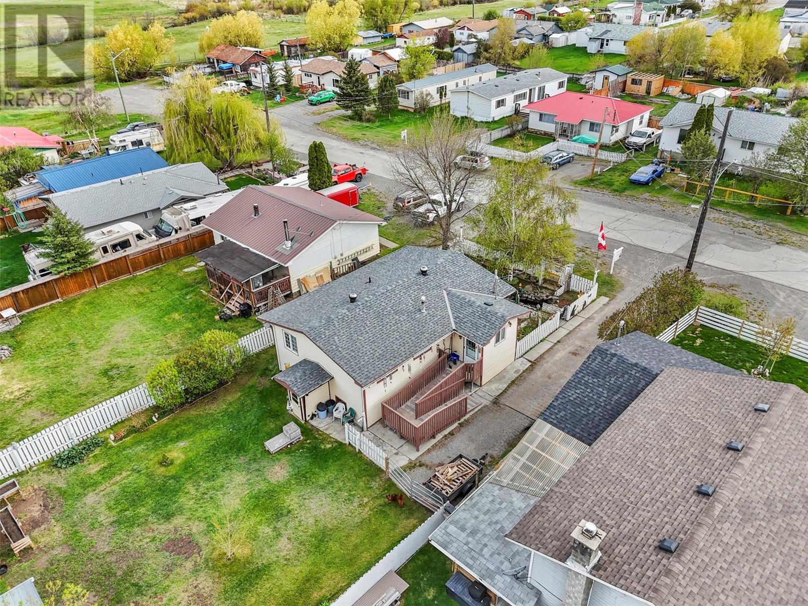 212 Foster Avenue, Clinton, British Columbia  V0K 1K0 - Photo 49 - 10346925