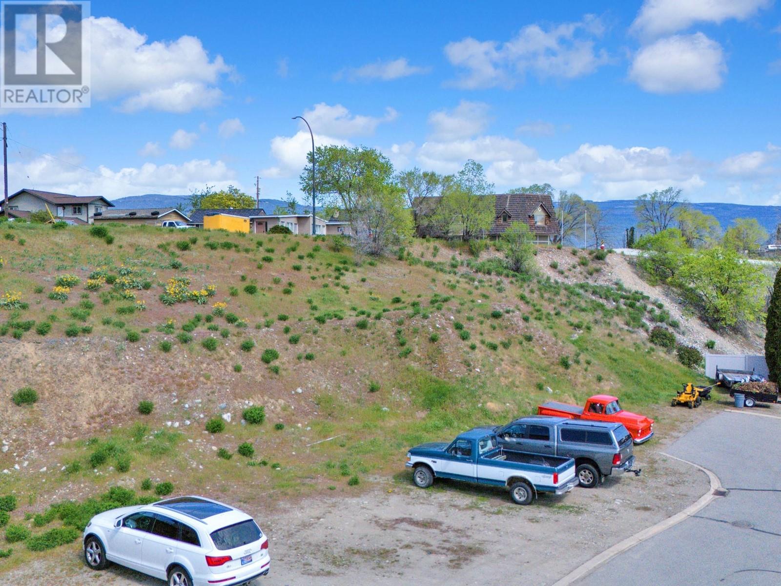 9800 Turner Street, Summerland, British Columbia  V0H 1Z5 - Photo 2 - 10346829