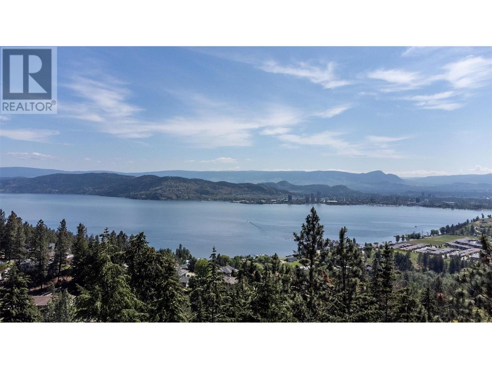 1525 Scott Crescent, West Kelowna, British Columbia  V1Z 2X6 - Photo 2 - 10346805