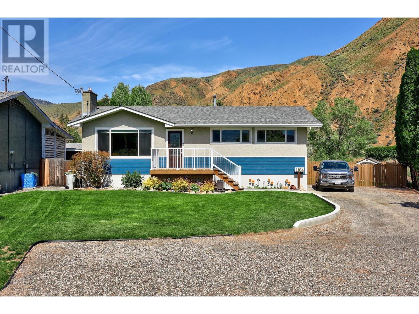 1184 Mcinnes Place, Kamloops, British Columbia  V2B 5T6 - Photo 1 - 10346689