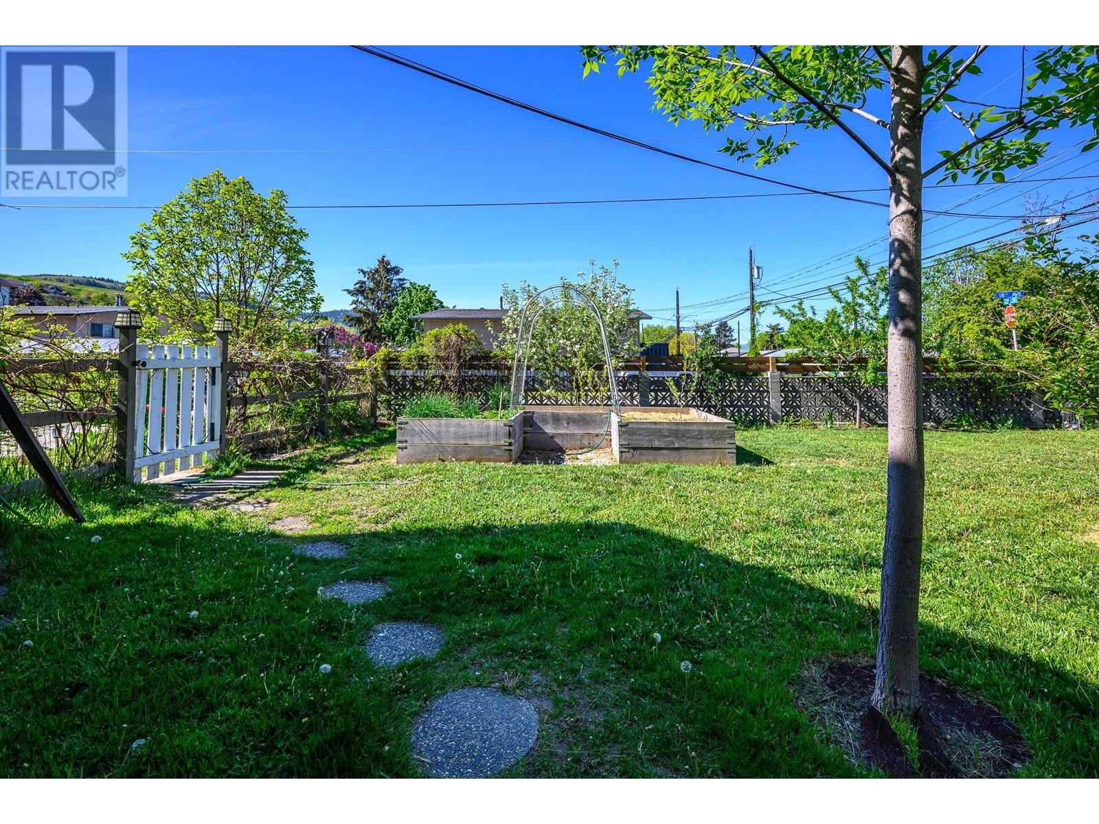 1801 43 Street, Vernon, British Columbia  V1T 6K7 - Photo 41 - 10346523