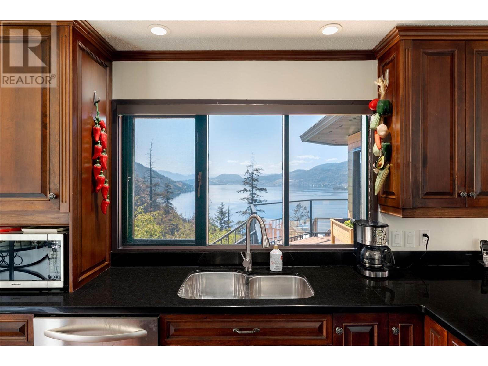 1252 Kyndree Court, Kelowna, British Columbia  V1V 1H1 - Photo 35 - 10345132