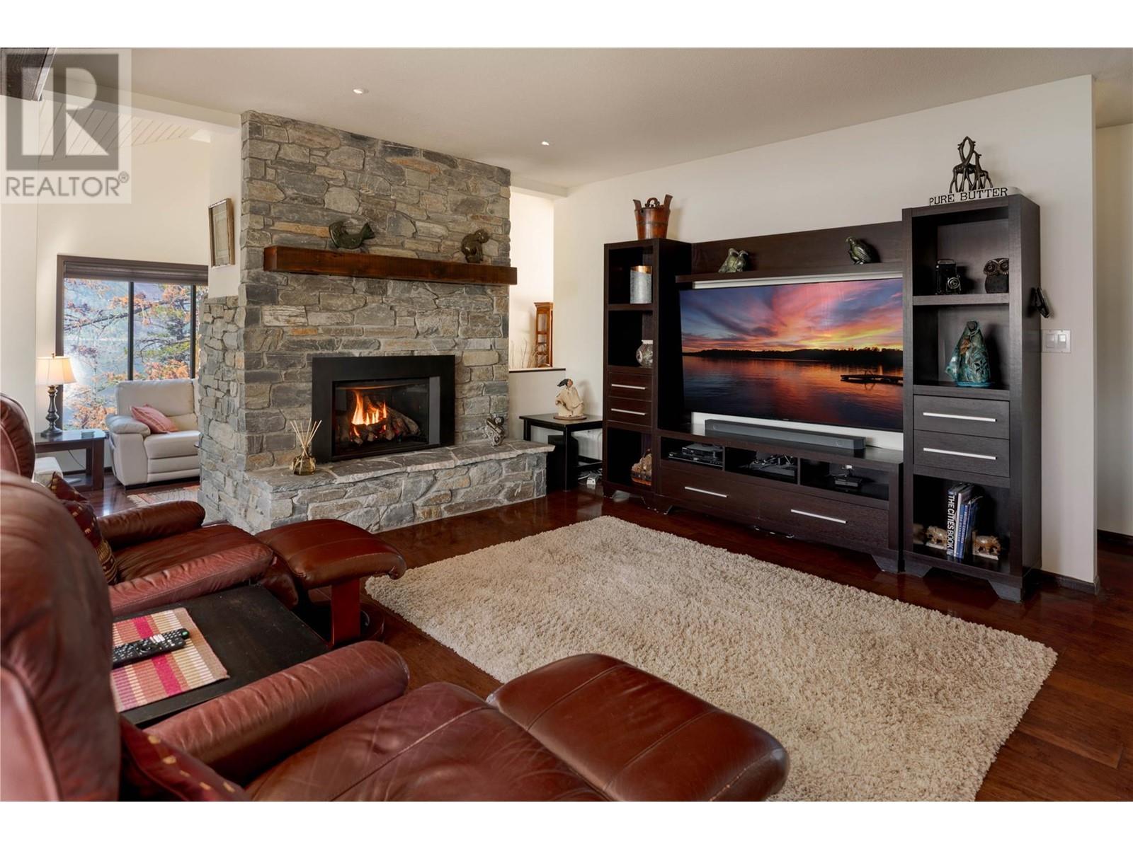 1252 Kyndree Court, Kelowna, British Columbia  V1V 1H1 - Photo 9 - 10345132