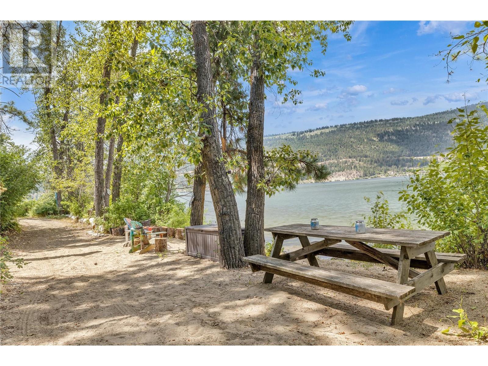 4511 Crawford Road, Lake Country, British Columbia  V4V 2C7 - Photo 16 - 10344949