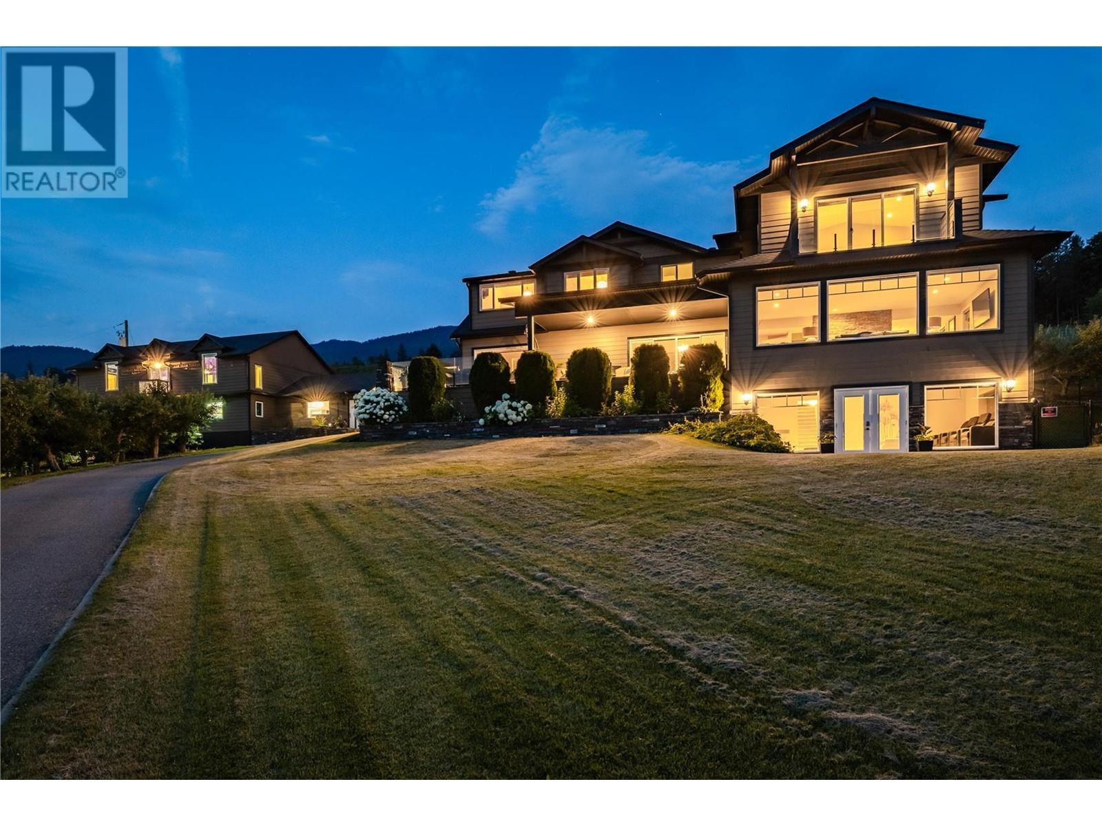 4511 Crawford Road, Lake Country, British Columbia  V4V 2C7 - Photo 6 - 10344949