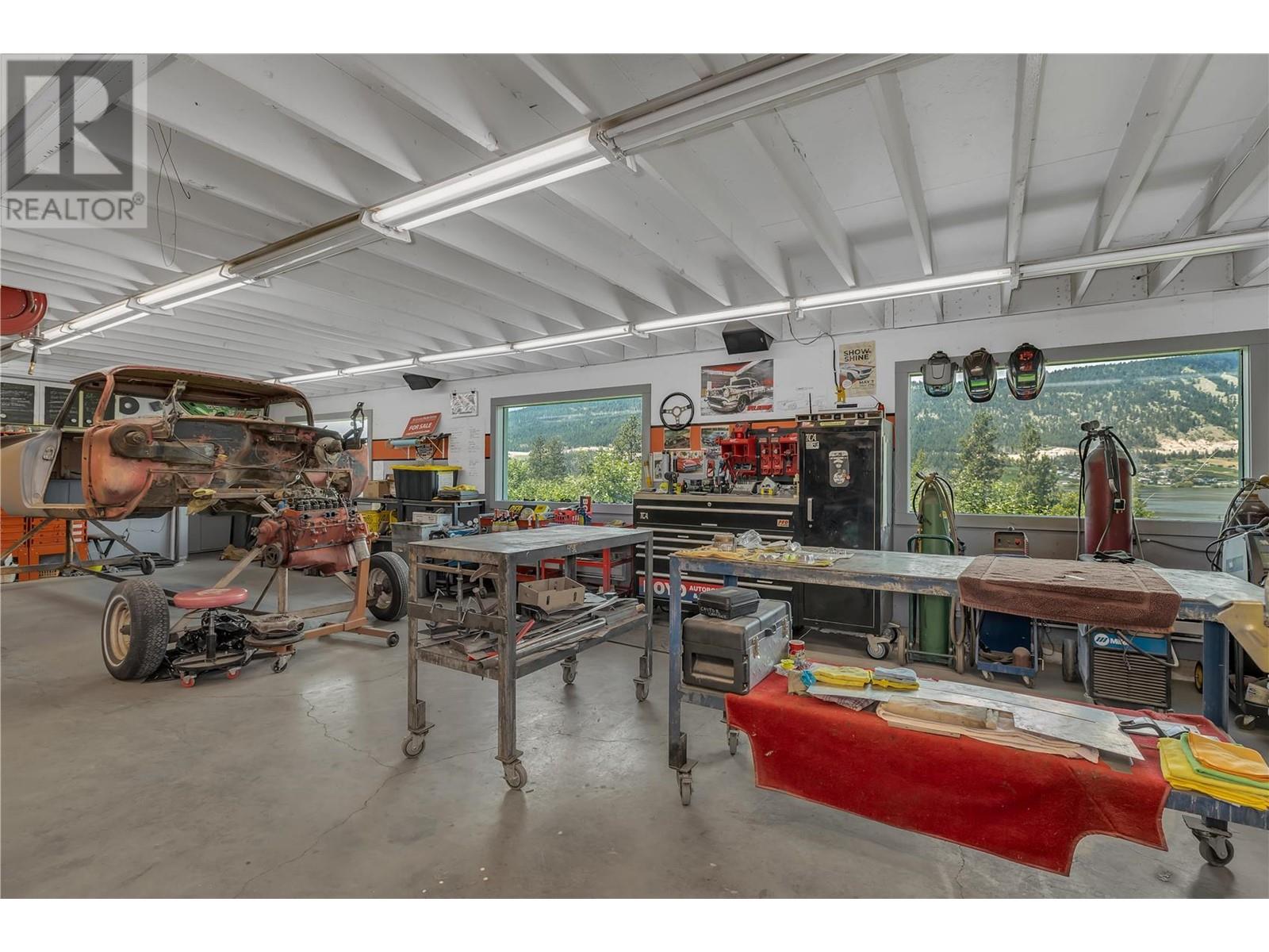 4511 Crawford Road, Lake Country, British Columbia  V4V 2C7 - Photo 88 - 10344949