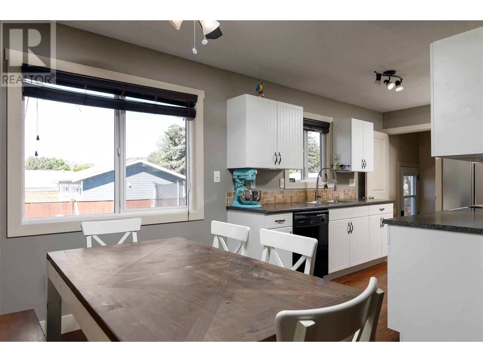 250 Dundas Road, Kelowna, British Columbia  V1X 3X7 - Photo 5 - 10346742