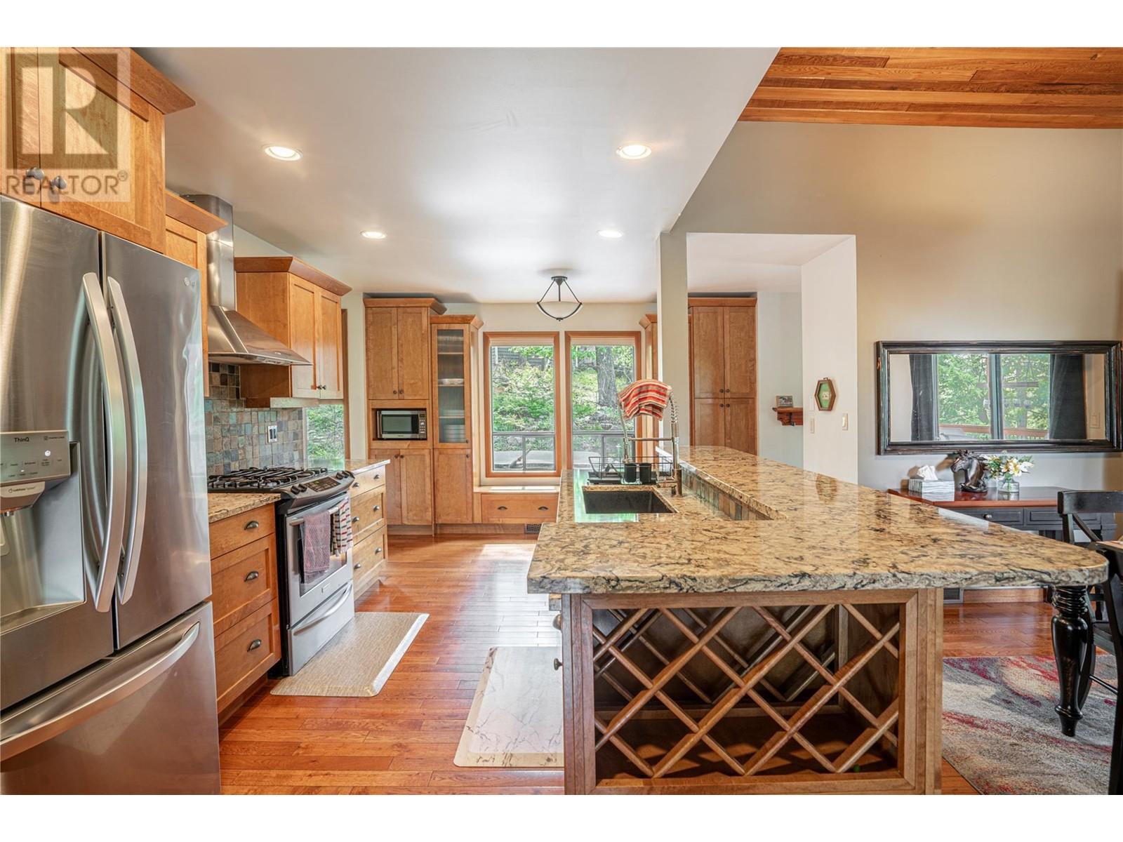 945 Lloyd Jones Drive, West Kelowna, British Columbia  V1Z 2X9 - Photo 14 - 10346958