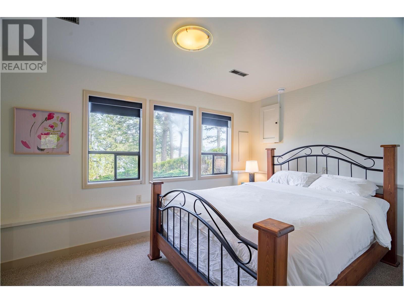 945 Lloyd Jones Drive, West Kelowna, British Columbia  V1Z 2X9 - Photo 17 - 10346958