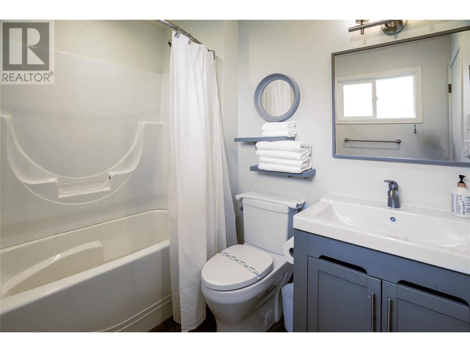 945 Lloyd Jones Drive, West Kelowna, British Columbia  V1Z 2X9 - Photo 21 - 10346958