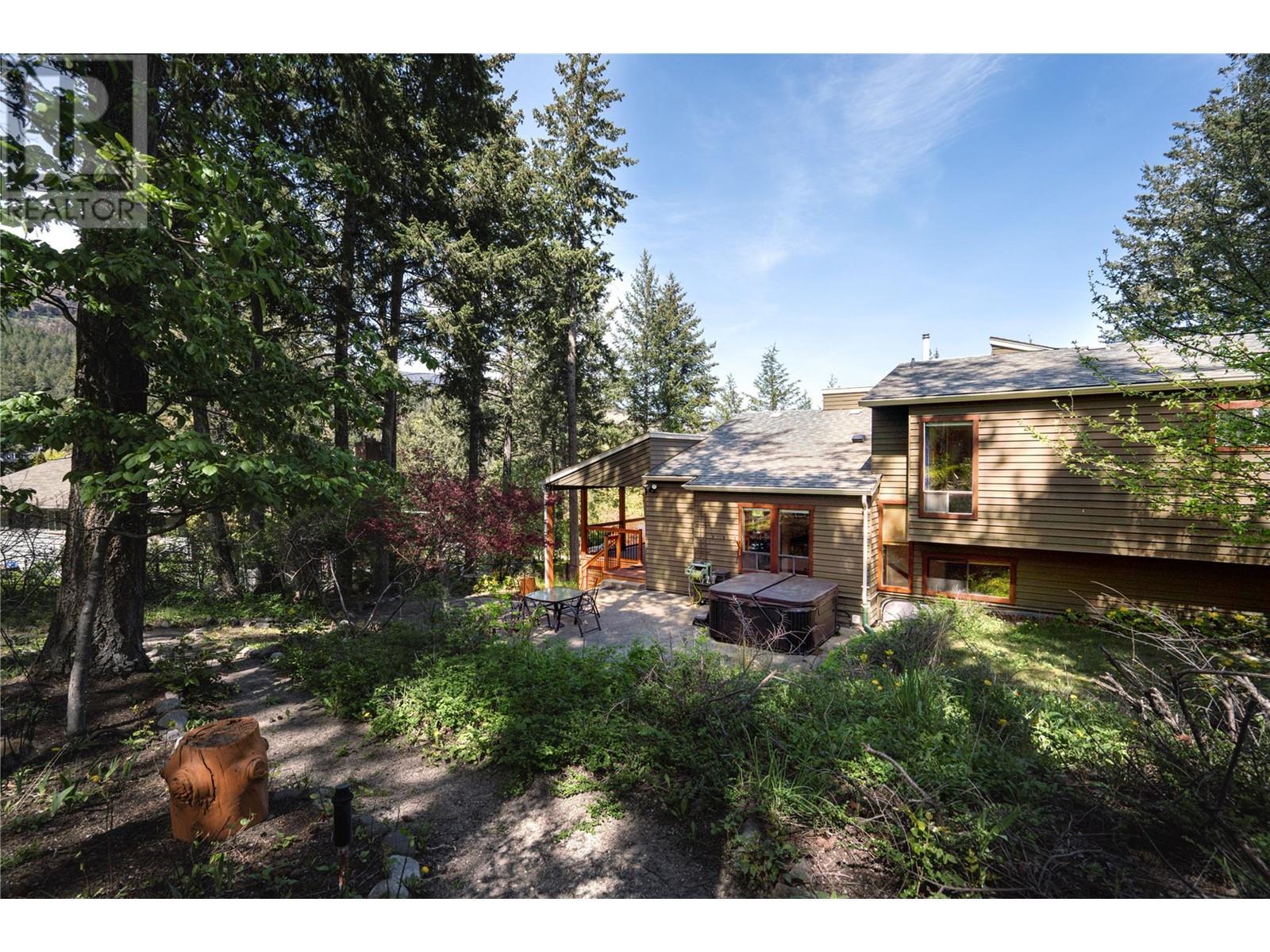 945 Lloyd Jones Drive, West Kelowna, British Columbia  V1Z 2X9 - Photo 29 - 10346958