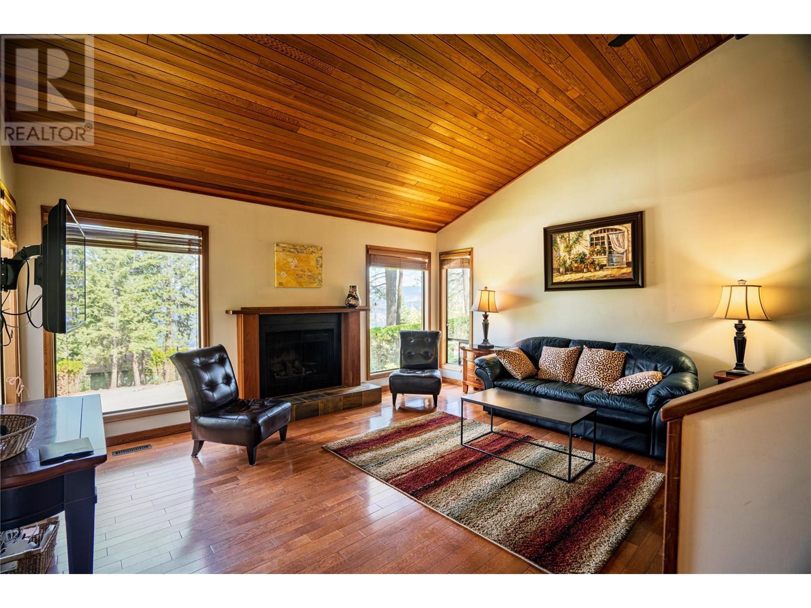945 Lloyd Jones Drive, West Kelowna, British Columbia  V1Z 2X9 - Photo 8 - 10346958