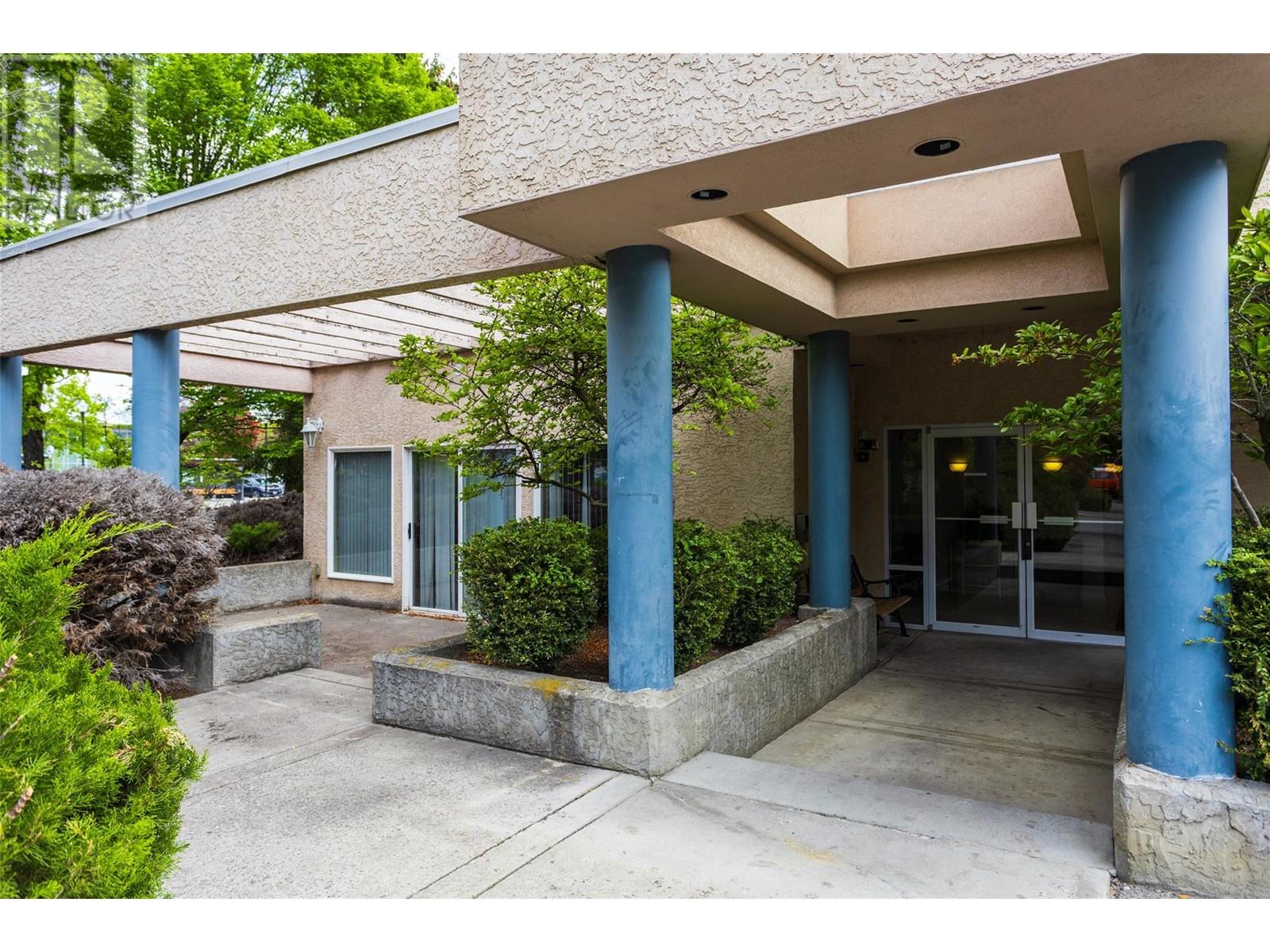 3115 De Montreuil Court Unit# 305, Kelowna, British Columbia  V1W 3W1 - Photo 2 - 10346884