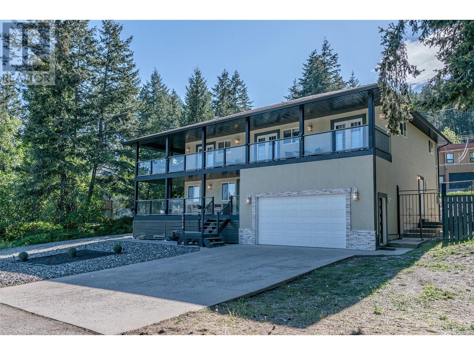 10718 Pinecrest Road, Vernon, British Columbia  V1H 2C1 - Photo 1 - 10346868