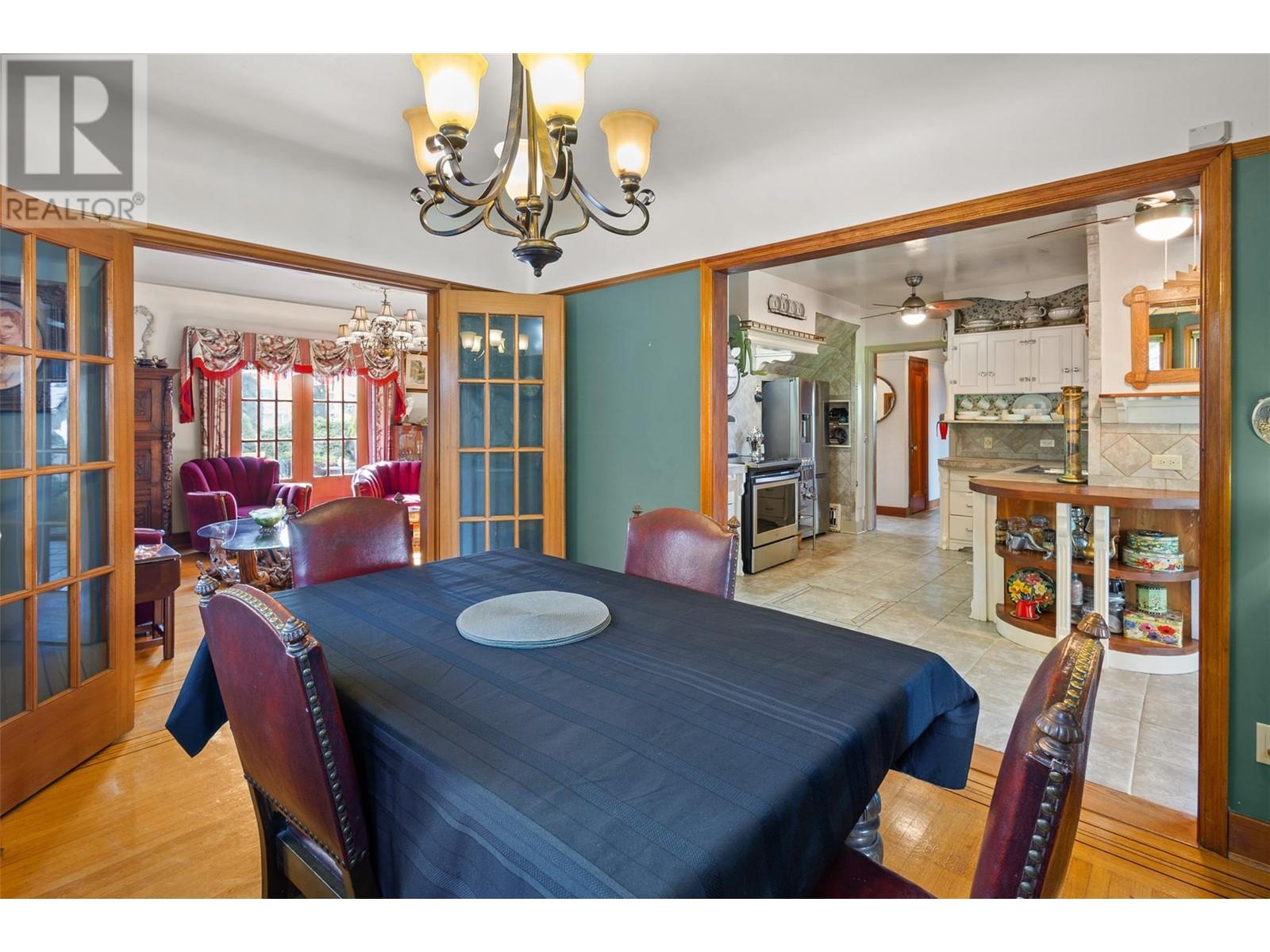 1064 Fairview Road, Penticton, British Columbia  V2A 5Z2 - Photo 15 - 10346650