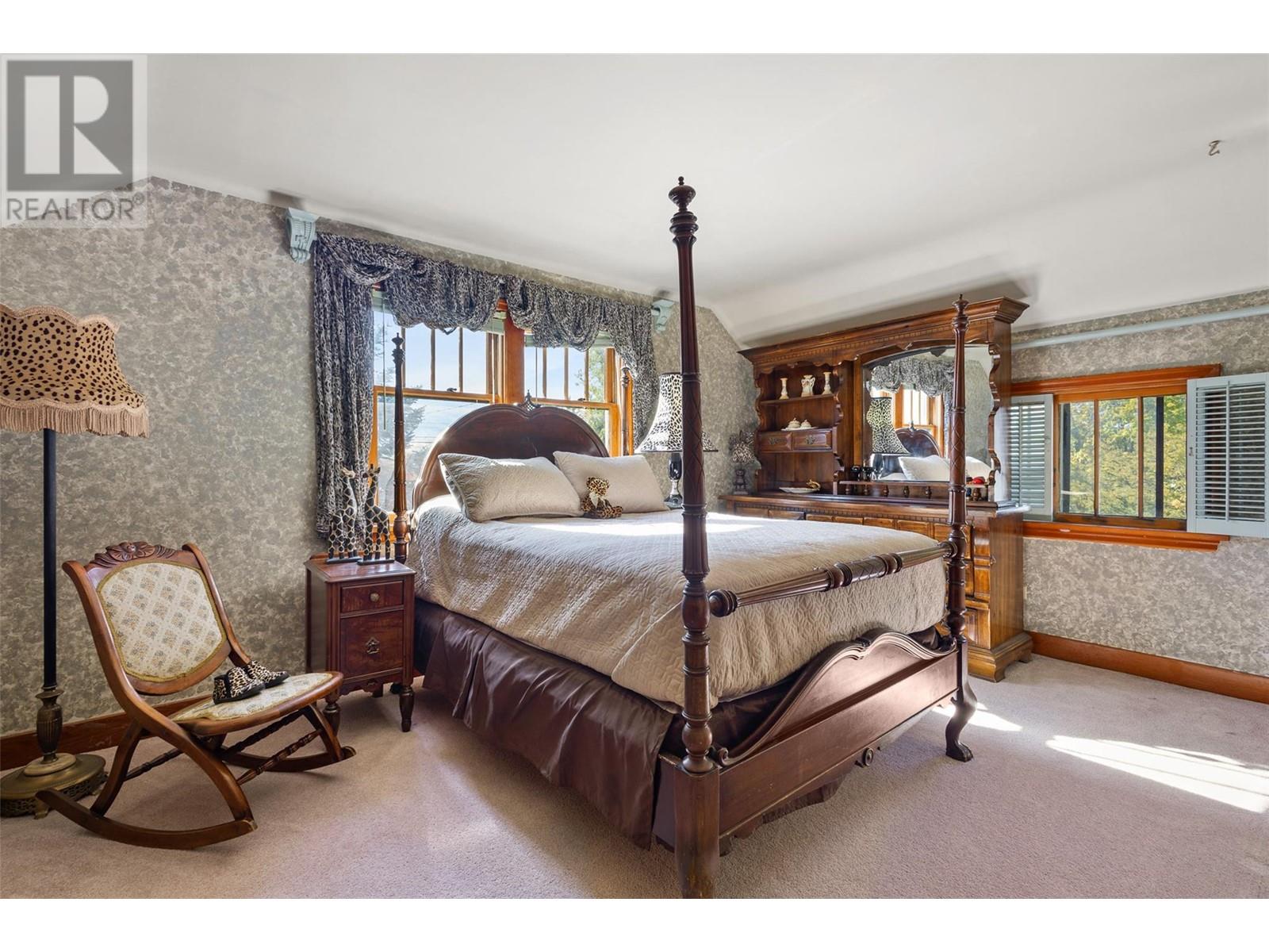 1064 Fairview Road, Penticton, British Columbia  V2A 5Z2 - Photo 29 - 10346650