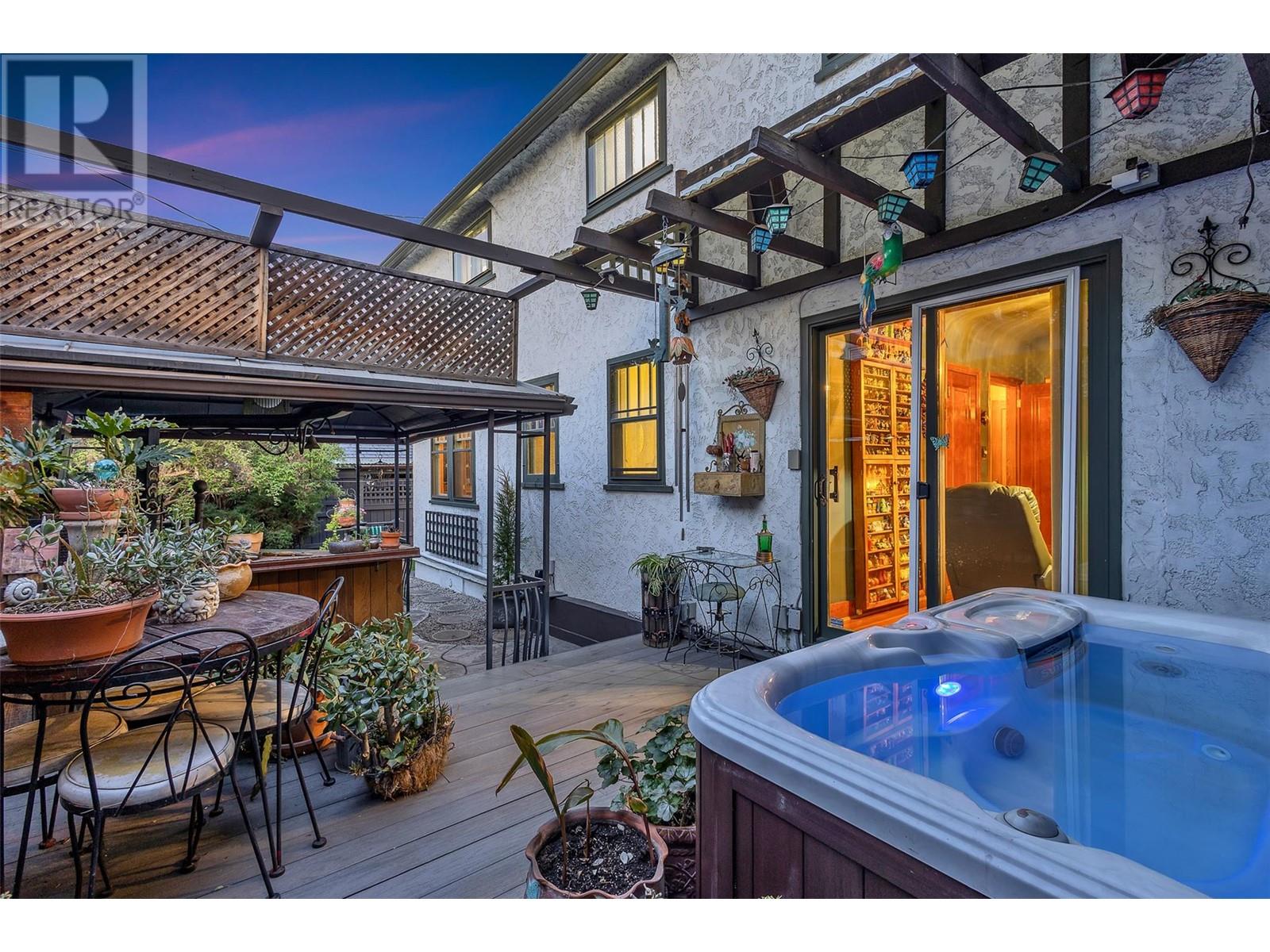 1064 Fairview Road, Penticton, British Columbia  V2A 5Z2 - Photo 41 - 10346650