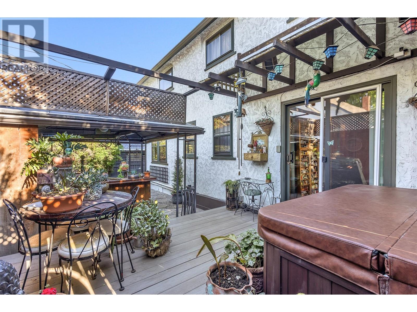 1064 Fairview Road, Penticton, British Columbia  V2A 5Z2 - Photo 75 - 10346650