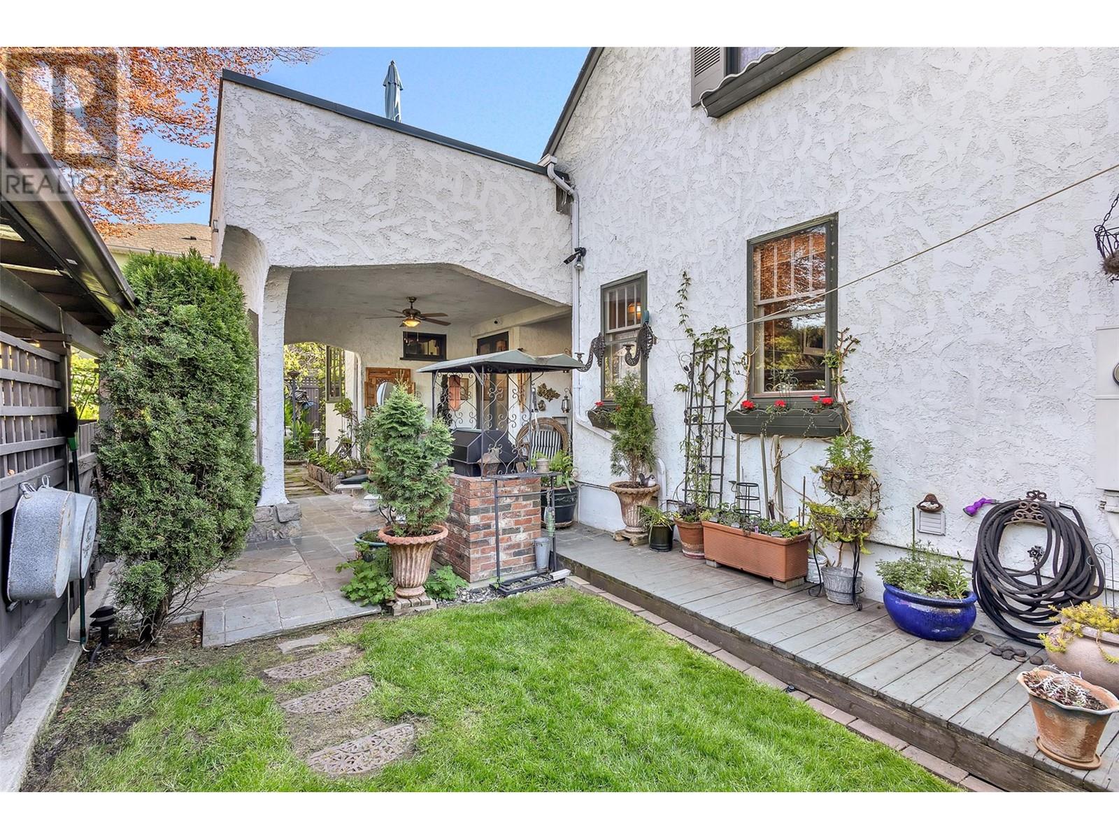 1064 Fairview Road, Penticton, British Columbia  V2A 5Z2 - Photo 80 - 10346650