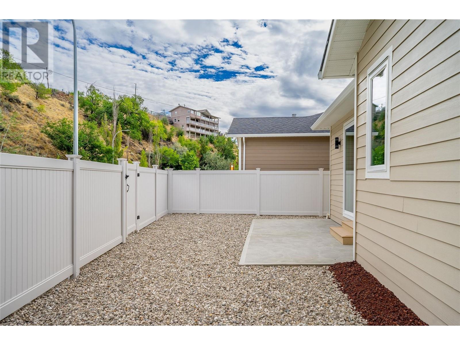 285 Bentgrass Avenue, Oliver, British Columbia  V0H 1T3 - Photo 40 - 10347001