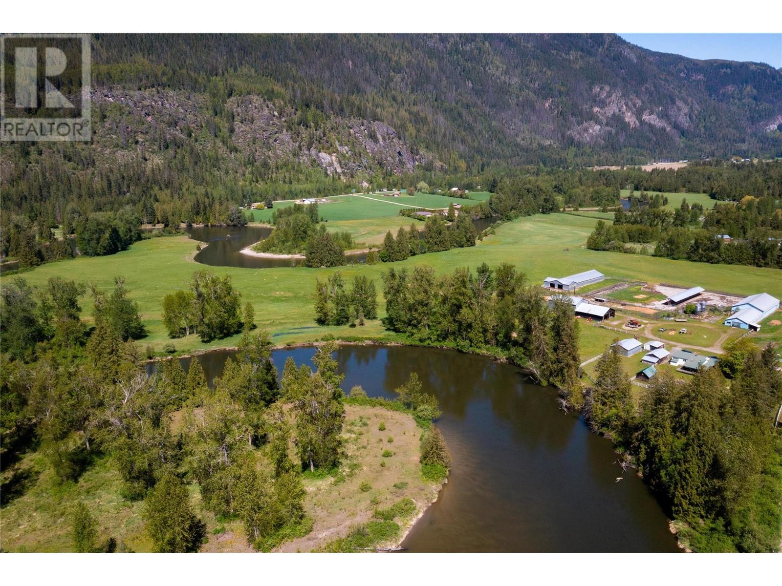 2169 Solsqua Road, Sicamous, British Columbia  V0E 2V0 - Photo 38 - 10346983