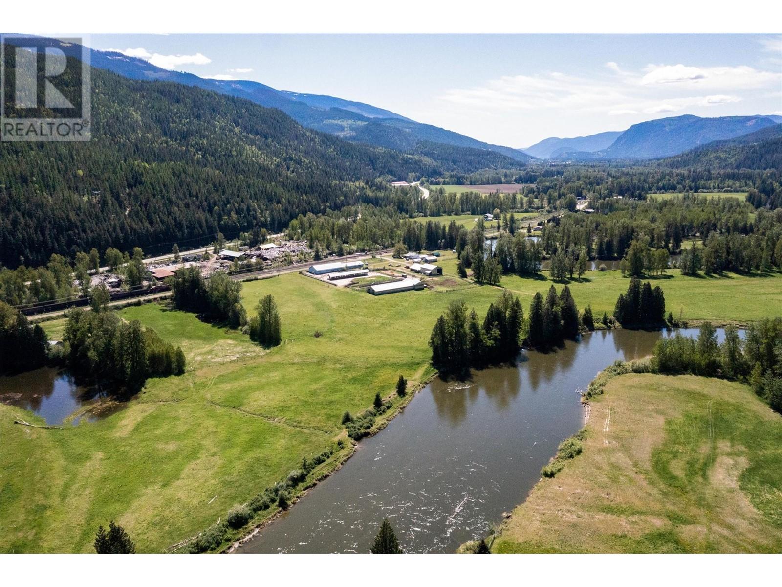2169 Solsqua Road, Sicamous, British Columbia  V0E 2V0 - Photo 39 - 10346983