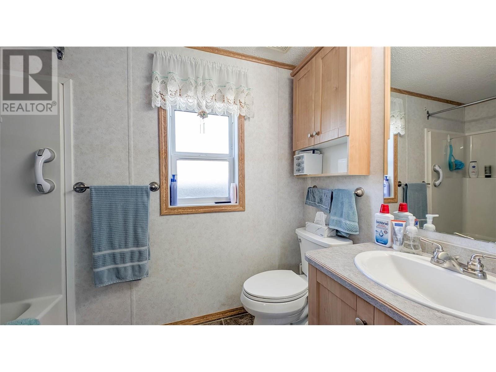 2424 Industrial  2 Road Unit# 5, Cranbrook, British Columbia  V1C 6H3 - Photo 15 - 10347021