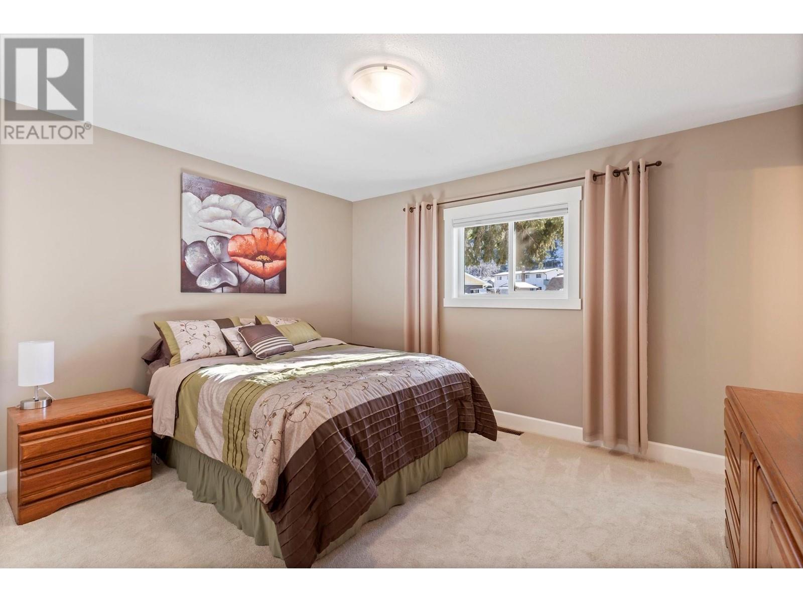 4764 Gordon Drive, Kelowna, British Columbia  V1W 4P3 - Photo 10 - 10346618