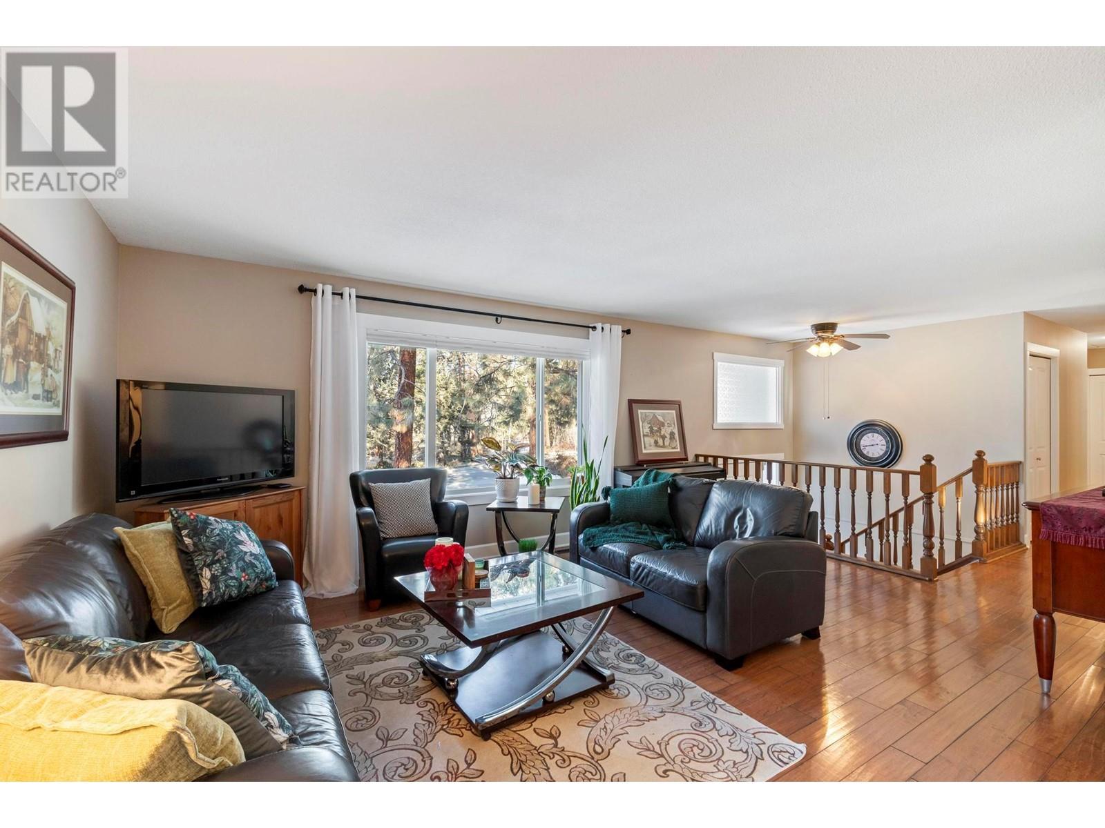 4764 Gordon Drive, Kelowna, British Columbia  V1W 4P3 - Photo 6 - 10346618