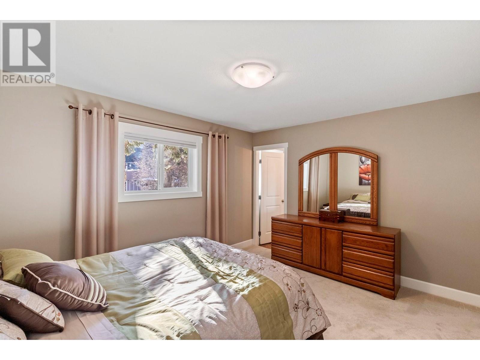 4764 Gordon Drive, Kelowna, British Columbia  V1W 4P3 - Photo 9 - 10346618