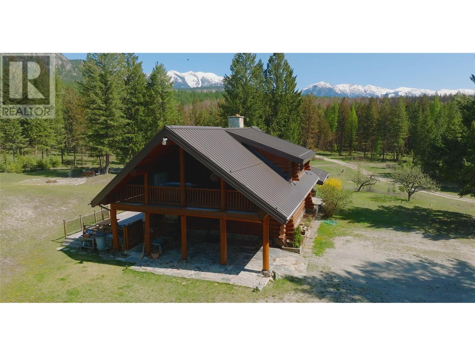 3200 Highway 93/95 Highway, Canal Flats, British Columbia  V0B 2E0 - Photo 11 - 10346321