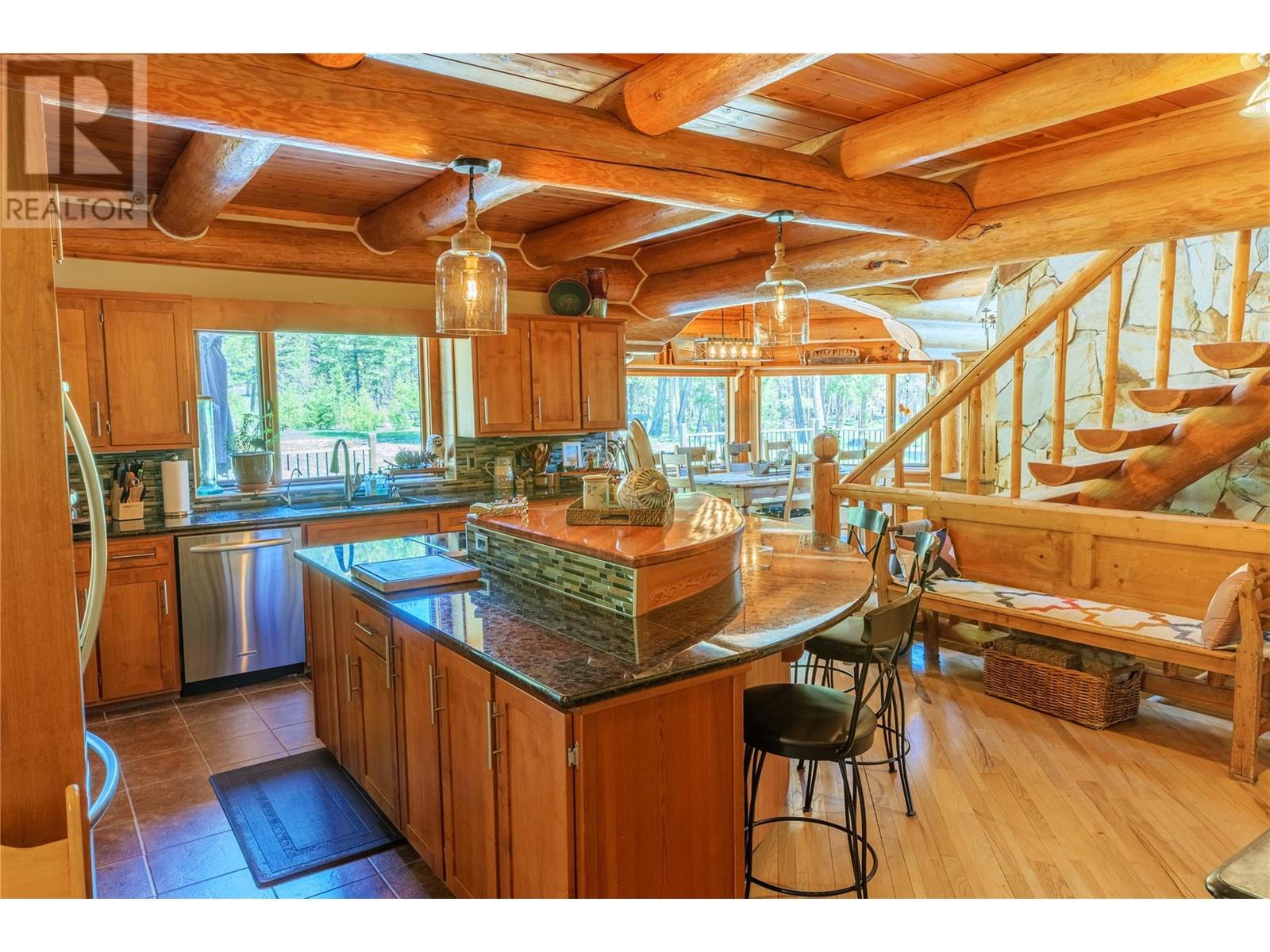 3200 Highway 93/95 Highway, Canal Flats, British Columbia  V0B 2E0 - Photo 28 - 10346321