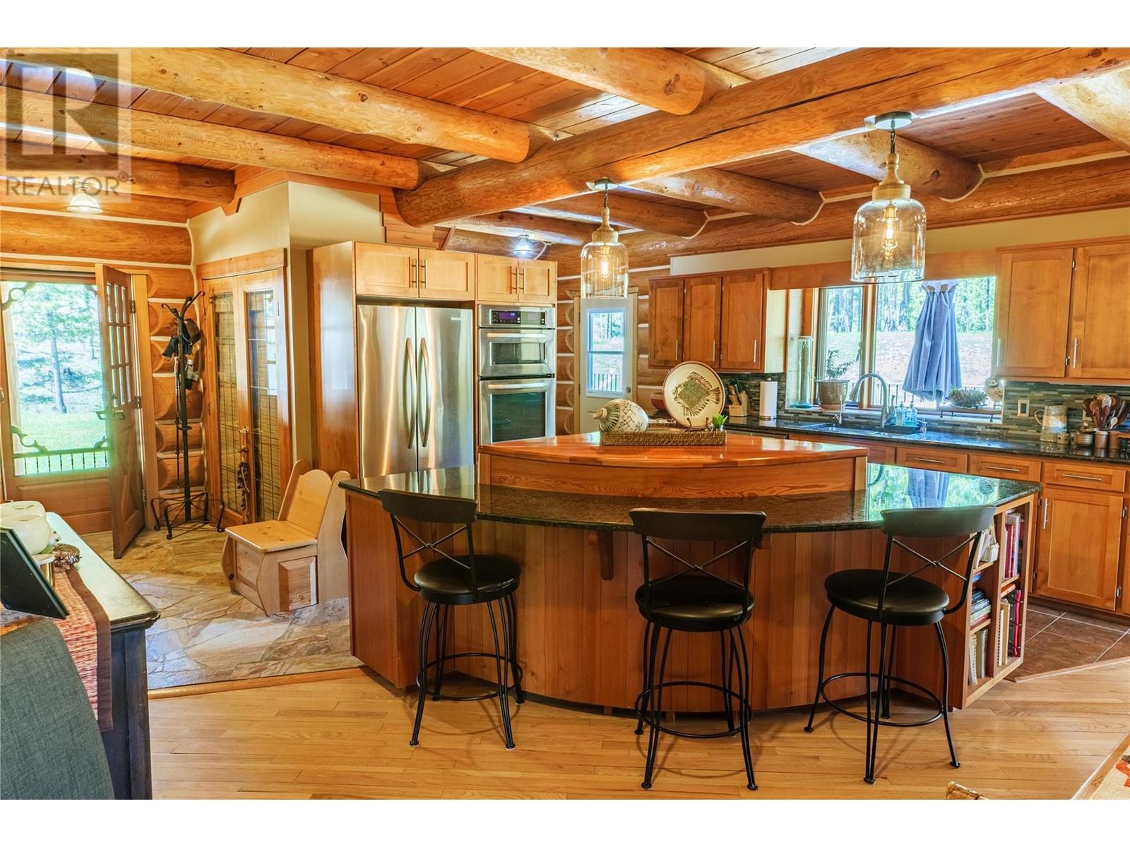 3200 Highway 93/95 Highway, Canal Flats, British Columbia  V0B 2E0 - Photo 34 - 10346321