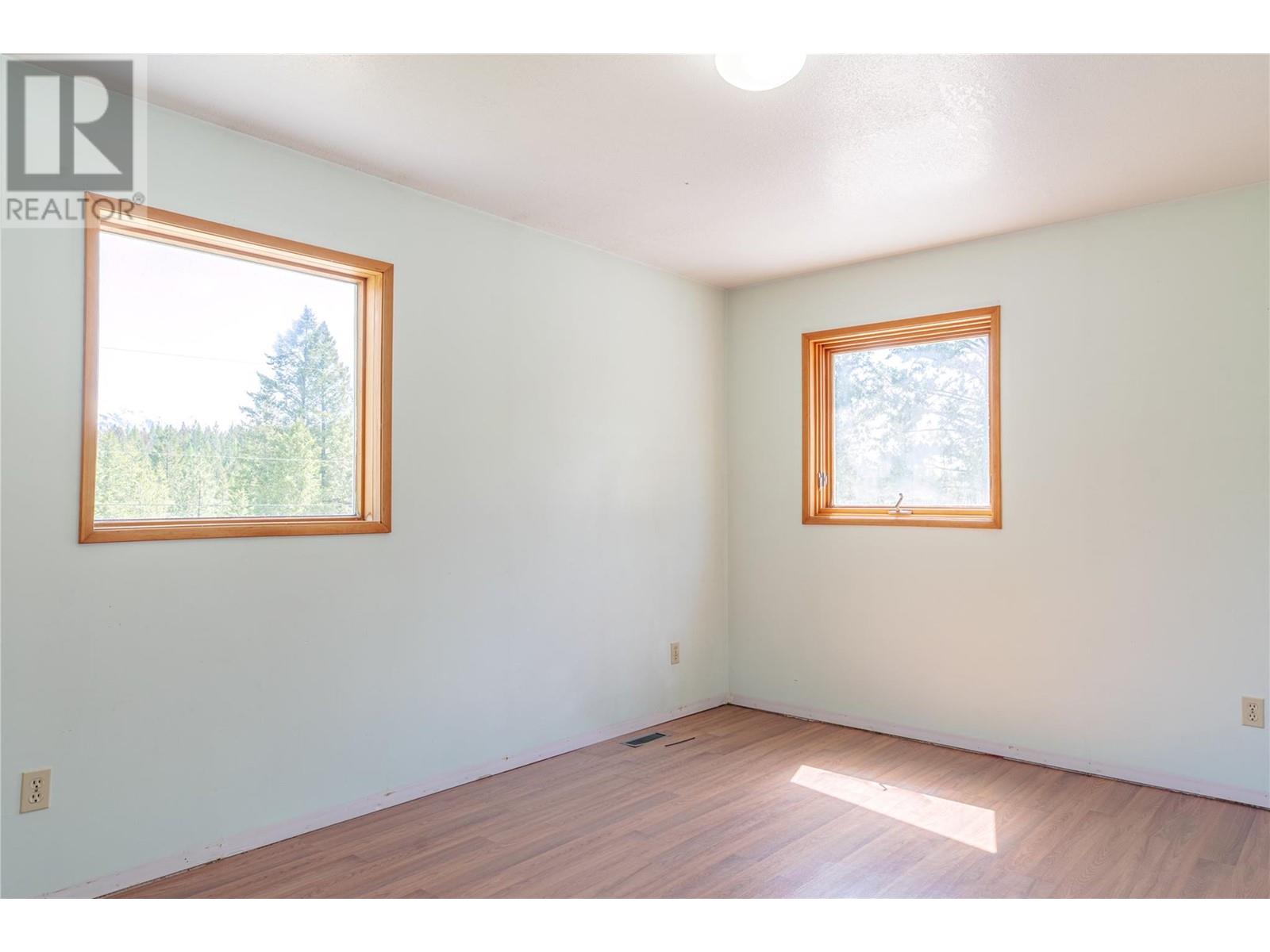 3200 Highway 93/95 Highway, Canal Flats, British Columbia  V0B 2E0 - Photo 52 - 10346321