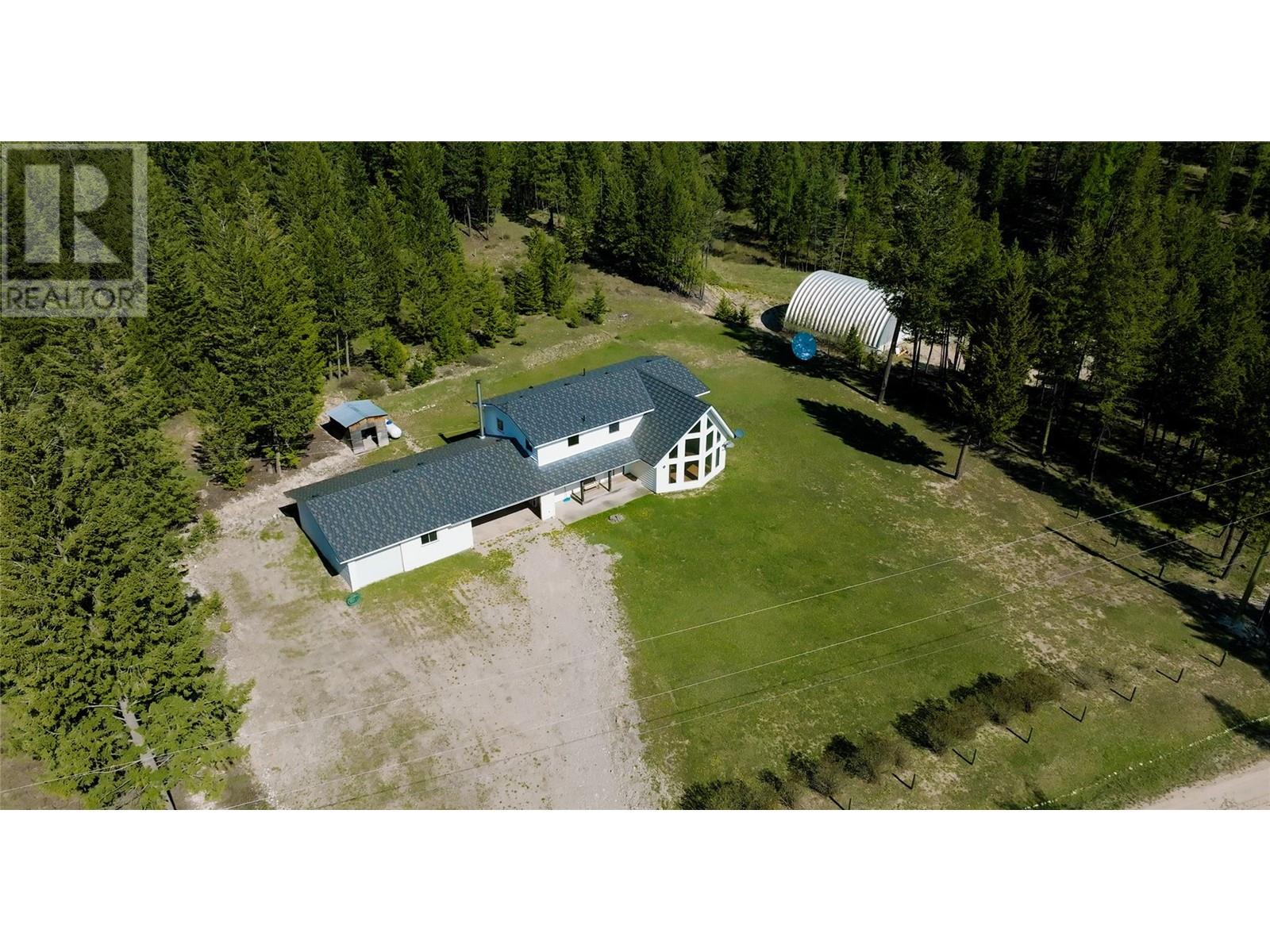 3200 Highway 93/95 Highway, Canal Flats, British Columbia  V0B 2E0 - Photo 7 - 10346321