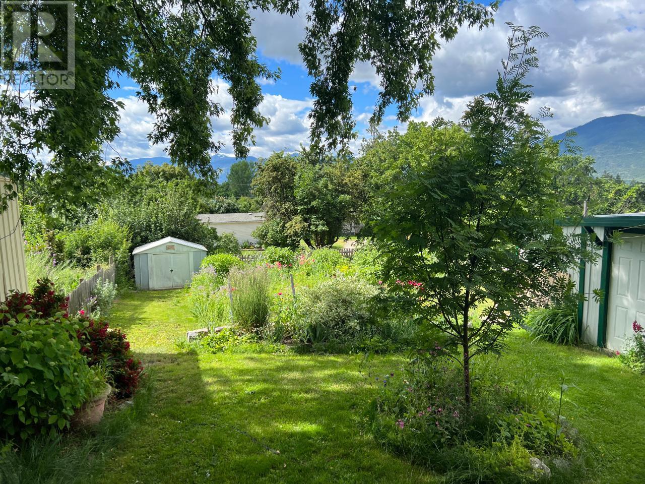 1121 Erickson Road, Creston, British Columbia  V0B 1G1 - Photo 41 - 10345976