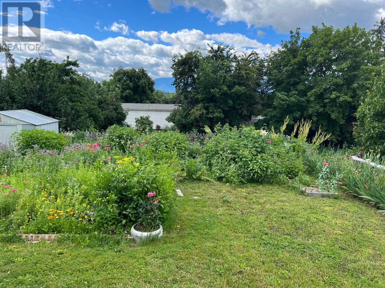 1121 Erickson Road, Creston, British Columbia  V0B 1G1 - Photo 42 - 10345976