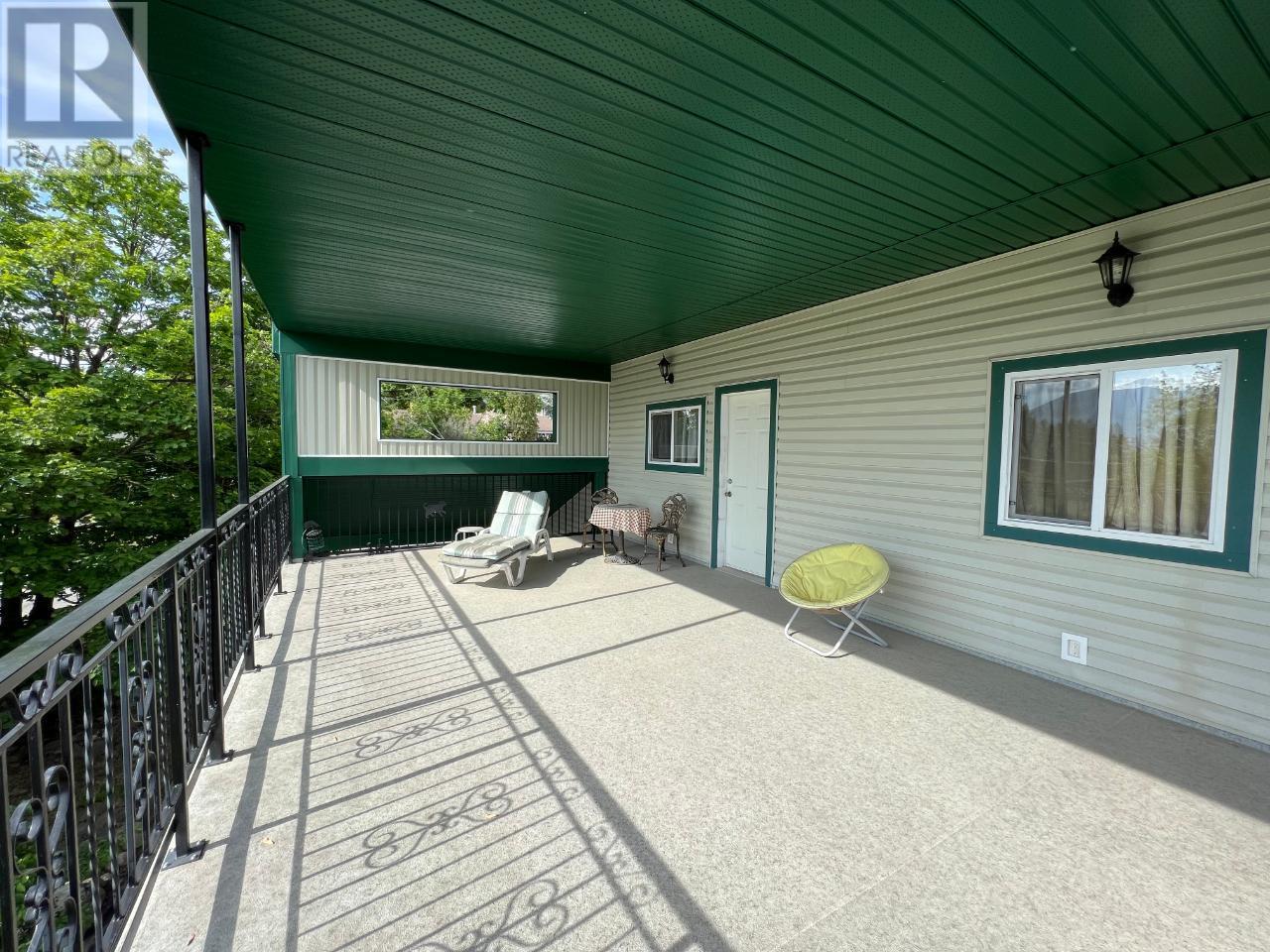 1121 Erickson Road, Creston, British Columbia  V0B 1G1 - Photo 9 - 10345976